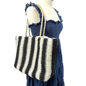 Bueno Tote Bag Large Woven Straw‎ Black Cream Beachy Boho Travel Summer Festival
